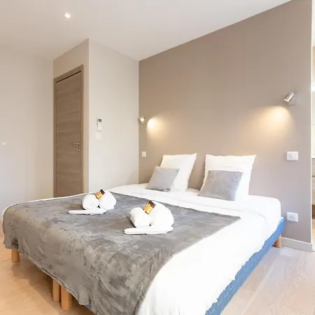 Cozy Nest Apartment *